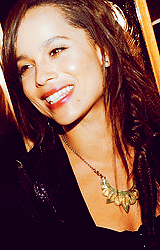  Zoë  Kravitz = beautiful :)