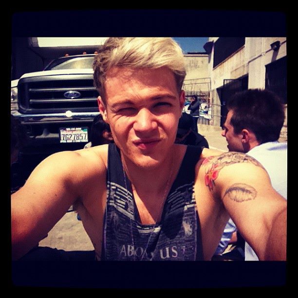 planetjedward-time:  hot cutie ♥ 