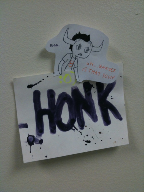 so i posted around 6-7 gamzee notes around the 300 building on thursday. they mostly just said stuff like “ARE YOU NEXT? :o)” or “HONK” or just “:o)” but this one was by far the best some body replied with a highlighted