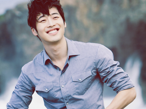 kpopxxx:  Daily dose. 