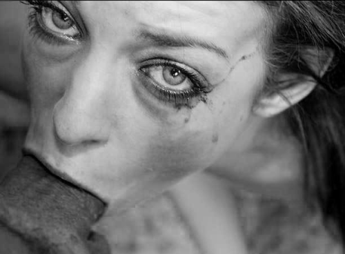 lovesmydaddy-blog: Think i might love mascara … But only when it runs