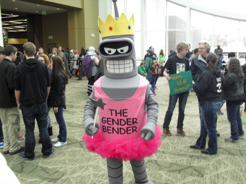 chrisstrife: A few Emerald City Comicon photos I’ll put more up later. Oh look!  It&r