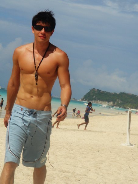 iloveasianmen:  I find his scar kinda sexy 