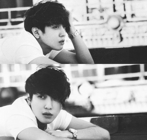 onewiseverything:  Jung yong hwa is always gorgeus all the time