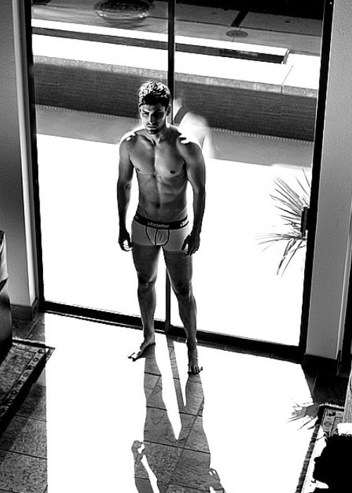 yellowasian:  Nick Burnett | Sergio Garcia 