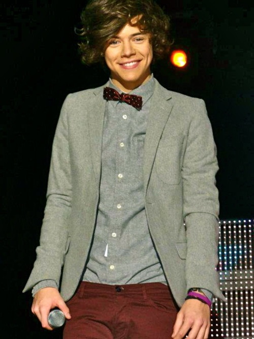 yehbuddyonedirection:  Oh god, look at that smile! 