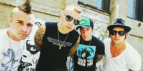 High Voltage Avenged Sevenfold.