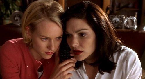 nevver:  David Lynch’s 10 Clues to Unlocking Mulholland Drive Pay particular attention in the 