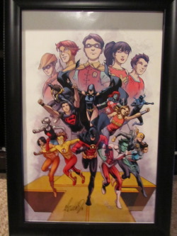 richardjohngrayson:  scarlettspeedster:  My catch of the day 5/4 ((Yeah I’m a dumbass I forgot to upload this with the rest ))  (( I GOT THIS! I GOT IT SIGHED TOO! )) 