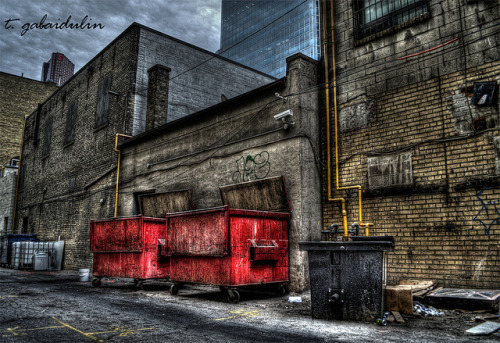 red containers on Flickr.
Via Flickr:
This was taken by Dundas Square in Toronto, I believe this is O'Keefe Lane. I love how the red containers came out. I usually border and vignette my photos, but there’s too much texture in this one. Vignetting...