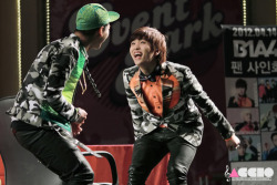 carobluetomorrow:  Badeul~  Sandeullies smile. they r too cute (;A;)