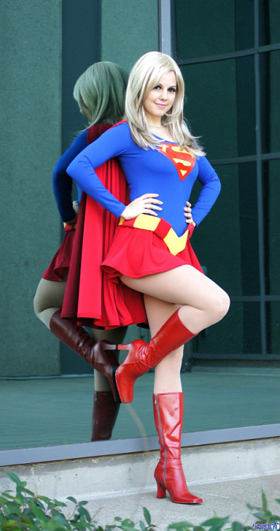 cosplayblog:  Supergirl from DC Comics  Cosplayer: Rose0fMayPhotographer: Eurobeat Kasumi Photograph