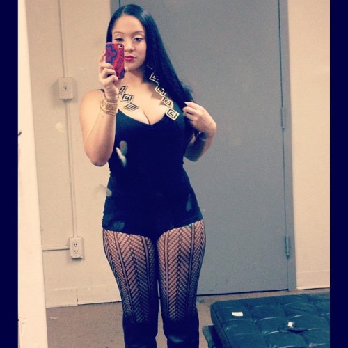 czar4curves:  assobsession:  @Yum_Yums_ Mmmm…yum.   