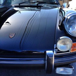 rawelementsusa:  Classic mint condition #porsche #california #iphonephoto  (Taken with instagram)