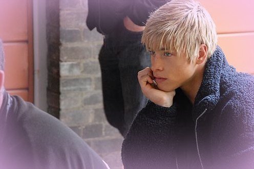 Mitch hewer