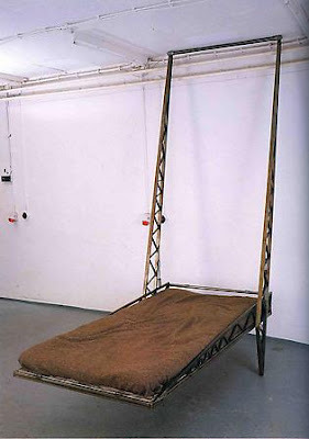 therumbling: Bed, designed by Wolfgang Laubersheimer (via Atelier: Pentagon bed)