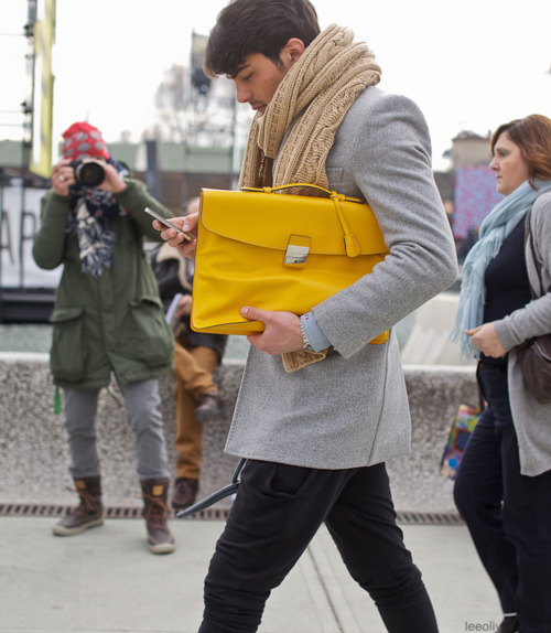 Fashion Tip #16: men, get noticed by wearing a bag or accessory that adds a pop of color to your out