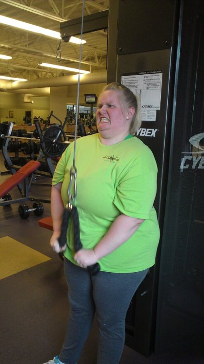bumsquash:  ritoosha:  donebeingthefatgirl:  I always see on my dash how there aren’t enough p