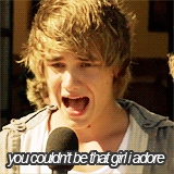 fuckingpayne-blog:  9 solo’s of liam throughout txf 
