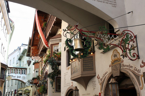 Römerhofgasse street in Kufstein, Austria (by Martin &amp; Julia).