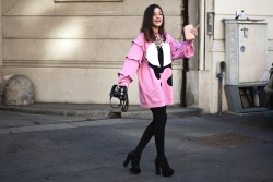 topshop:  Pink and printed - proving sweatshirts aren’t just for tomboys!  Eleanora Carisi