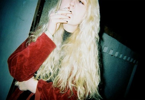 aciddaisies:  soft grunge/models