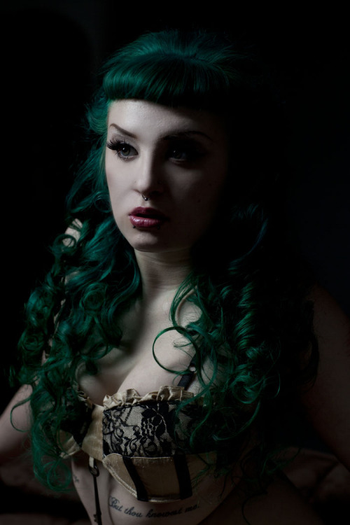 altmodelgirlcrush:  Cassia Sparkle