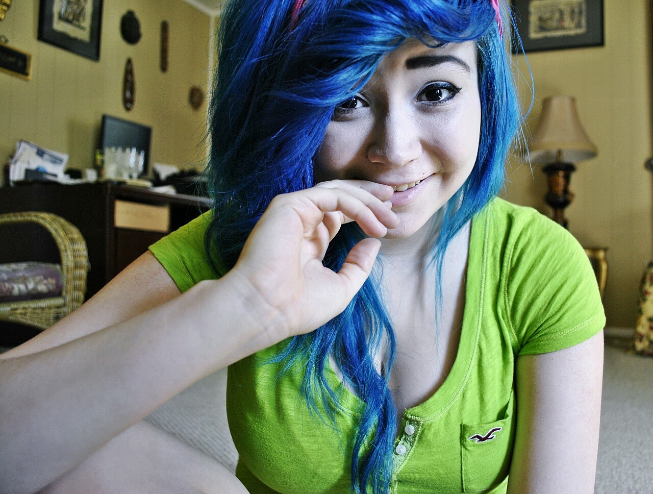 f4lconpunch:  Meow