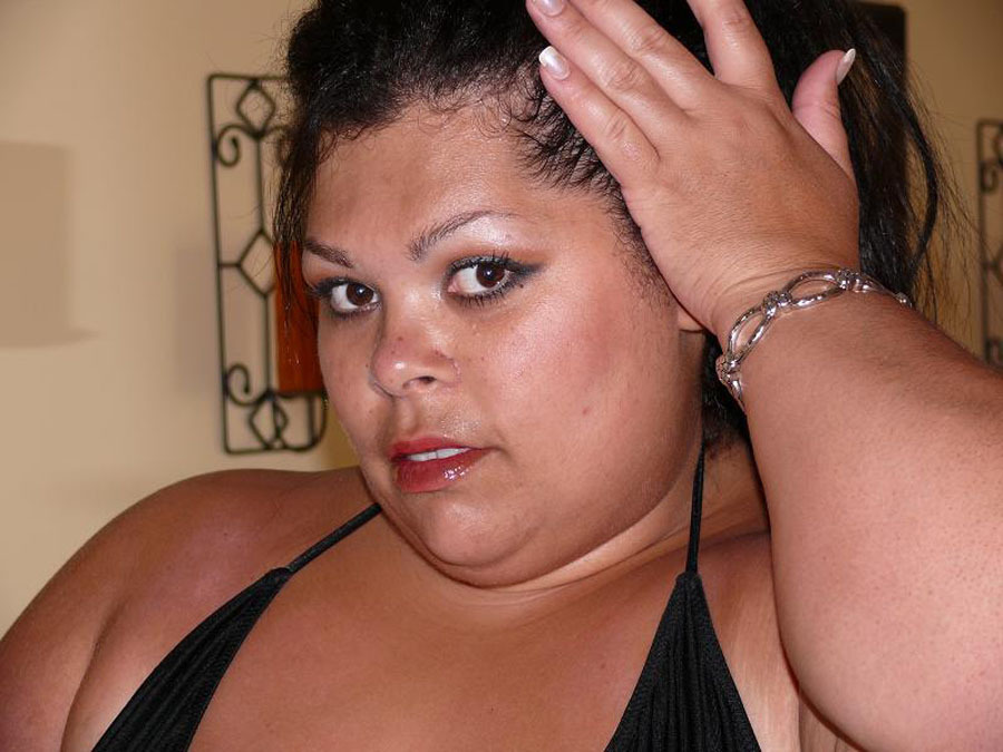 ssbbw-bbw:  Model: Loves SSBBW :) 