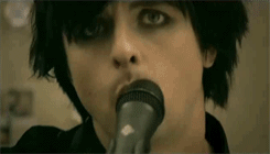 Favourite Music Videos 21 Guns by Green Day