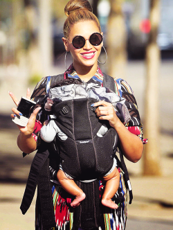 The-Absolute-Best-Posts:  Moribundslut: Lizdexia: “I Had To Get Blue Ivy Out Of