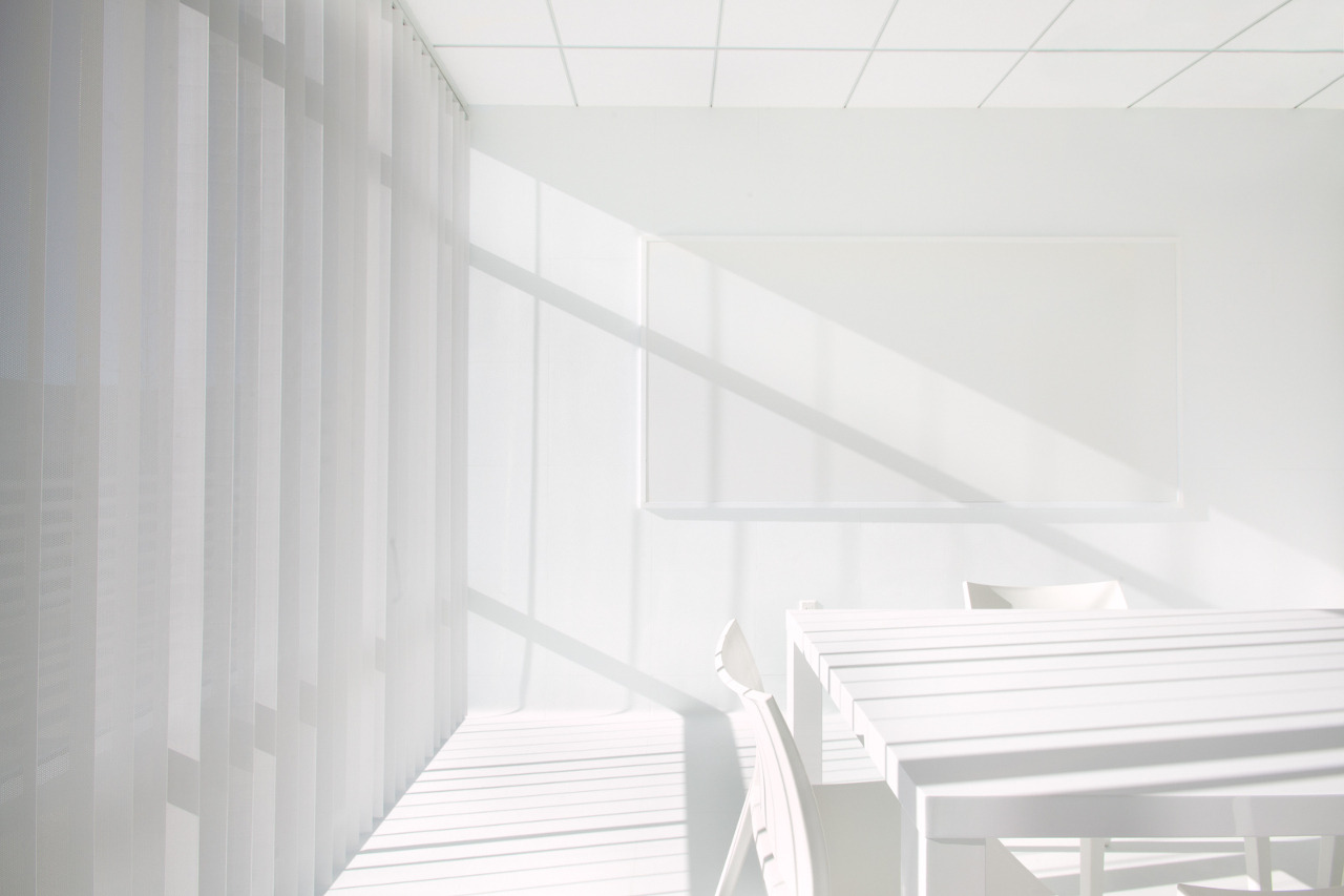 live minimalistic