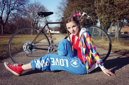 looksbyjane:  I love this! - So cuteLet Me Bike to School! (by Ruby Tanja) 