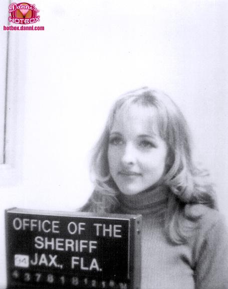 Not the sexiest picture but kinda cute. In the early 90s, a young Danni Ashe was arrested for an aggressive lap dance in one of those backwards Florida towns (Need to be specific - editor.) where sheriff deputies have nothing better to do than entrap
