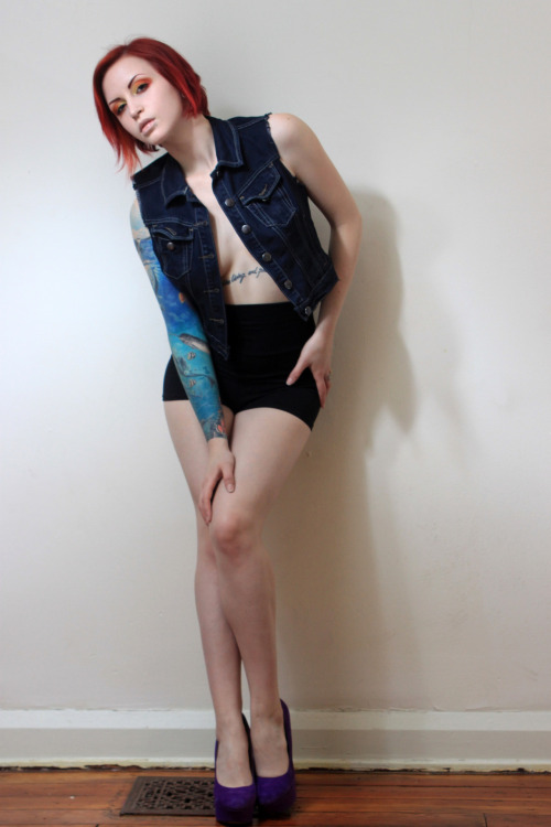 jessedangerx:  From a latest set on Zivity. <3