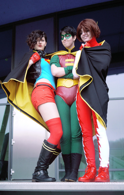 glasmond: Pictures from the Young Justice shooting! Jesus Chrst, aren’t they amazing?Tim Drake
