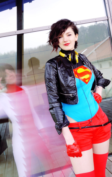 glasmond: Pictures from the Young Justice shooting! Jesus Chrst, aren’t they amazing?Tim Drake
