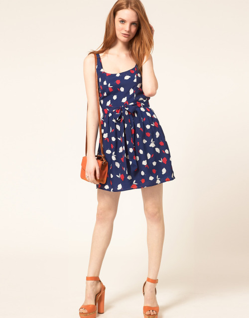 fashion-love-star:Oasis | Oasis Tulip Sundress at ASOS Wow! I ❤️ her beautiful legs in high heels an