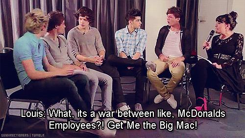 guydirectioners:  Harry’s thought about Hunger games. lol 