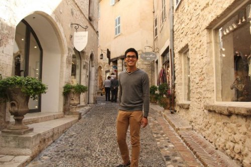 St Paul de Vence, France.  Only 1.5 hour bus from Nice and you can arrive at St Paul de Vence. A pic