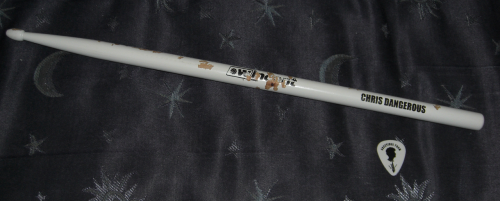 Here&rsquo;s the Drumstick and Guitar Pick that I picked up from THE HIVES concert last night! I&rsq