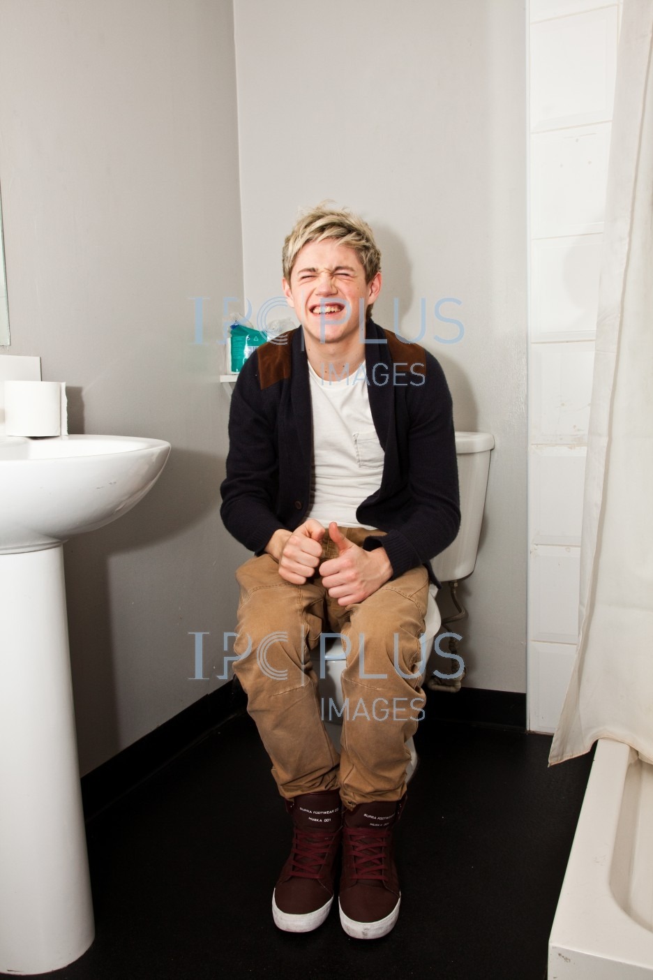 paynefullylovingliam:  LOLOLOL NIALL! 