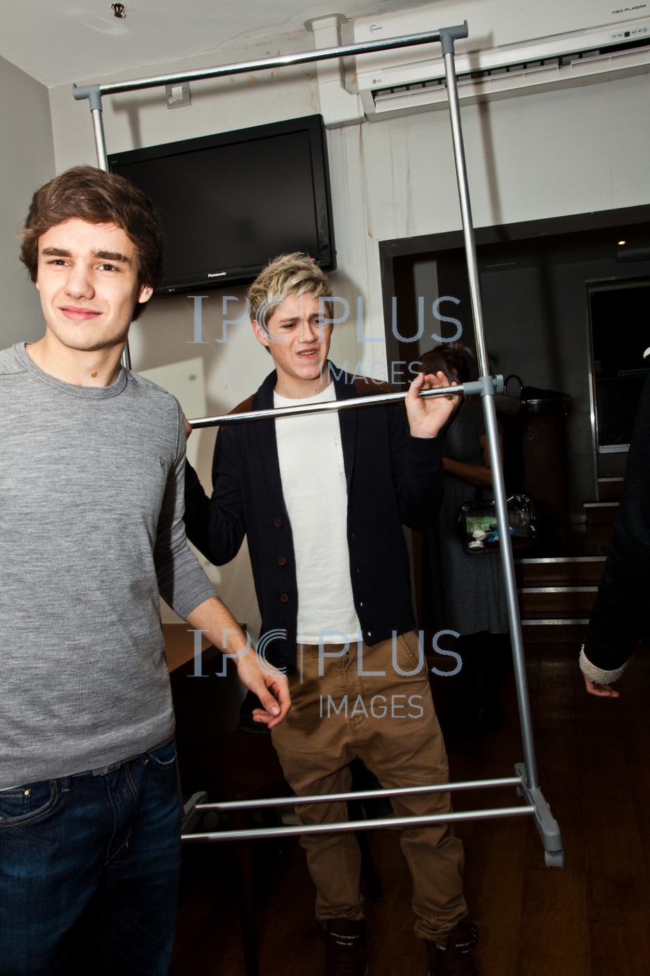 paynefullylovingliam:  LOLOLOL NIALL! 