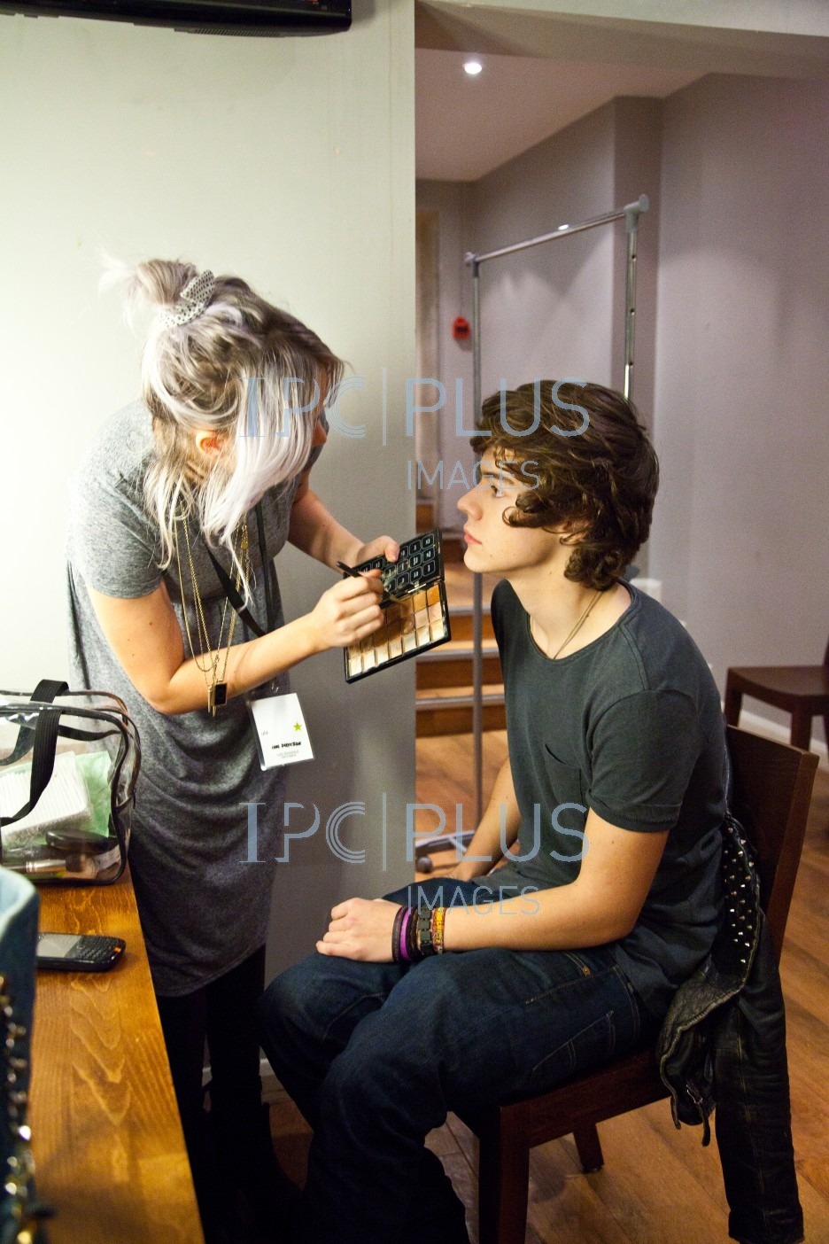 paynefullylovingliam:  LOLOLOL NIALL! 