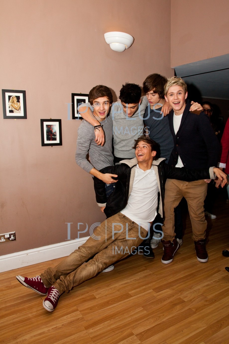paynefullylovingliam:  LOLOLOL NIALL! 
