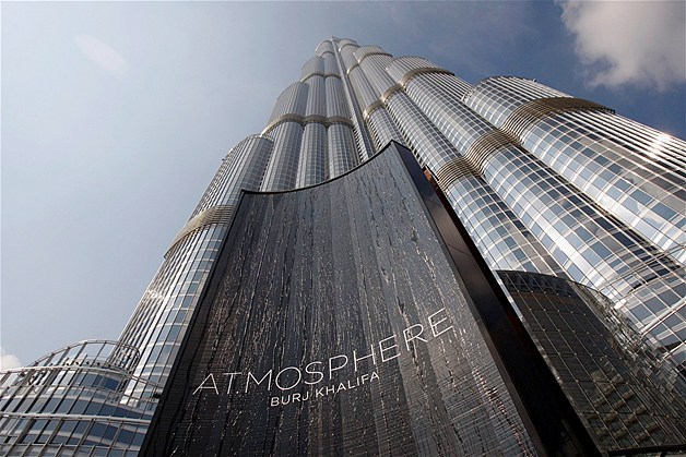  the world highest restaurant. Burj Khalifa, Dubai 
