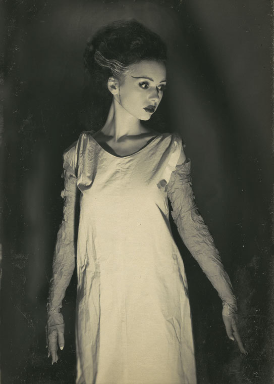 theblackcat79:  arcaneimages: Bride of Frankenstein pin-up shoot 