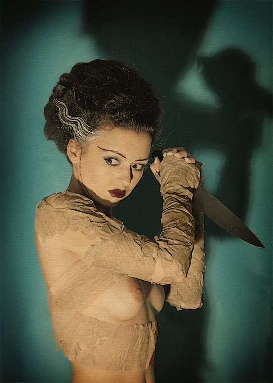 theblackcat79:  arcaneimages: Bride of Frankenstein pin-up shoot 