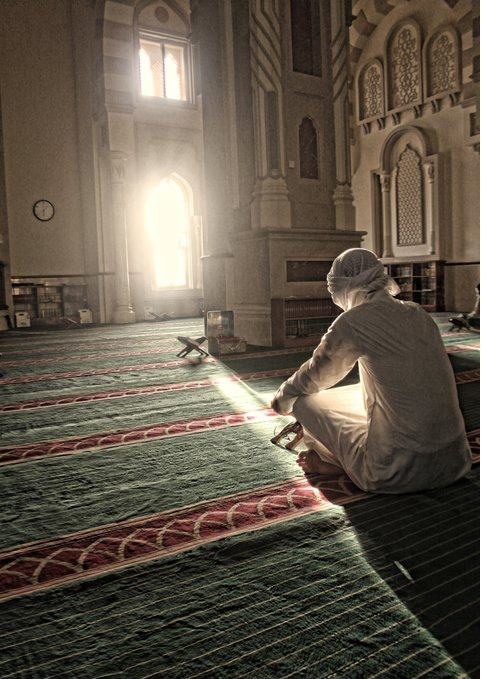 lujaine:  يصعُب احيانا وصف أوجاعنا .. لهذا يتكاسل