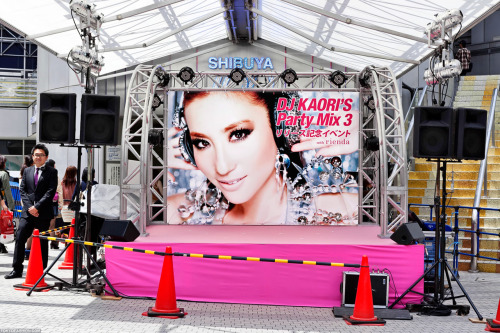 DJ Kaori promo event at Shibuya 109 yesterday.